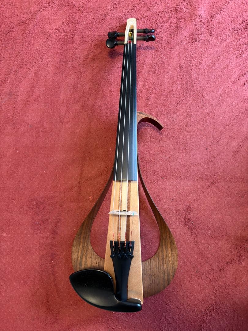Yamaha YEV104 エレクトリックバイオリン
