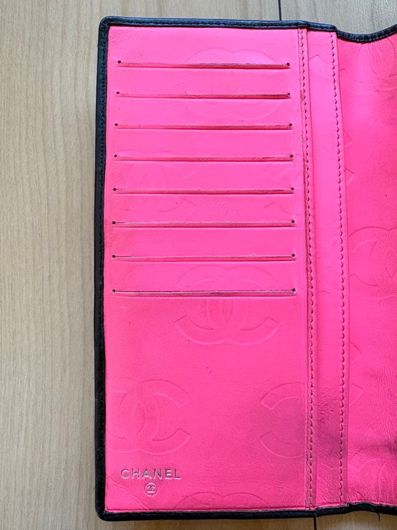 【CHANEL】シャネル　カンボンライン 二つ折り財布 ブラック キルティング