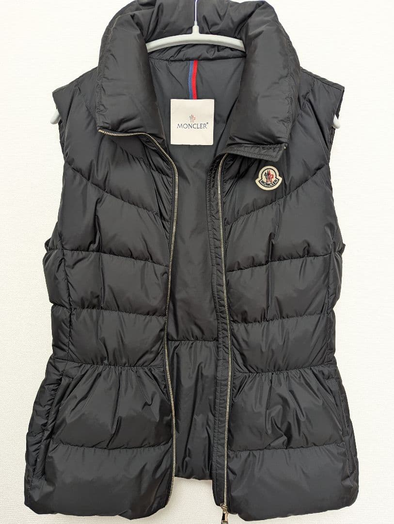 ハナエ　モンクレールGRIAZ GIUBBOTTO ダウンベスト ブラック
