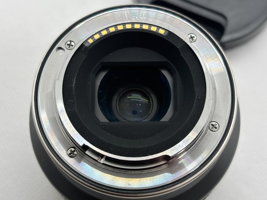 【最短撮影11ｃｍの広角レンズ】：タムロン TAMRON 20mm F/2.8