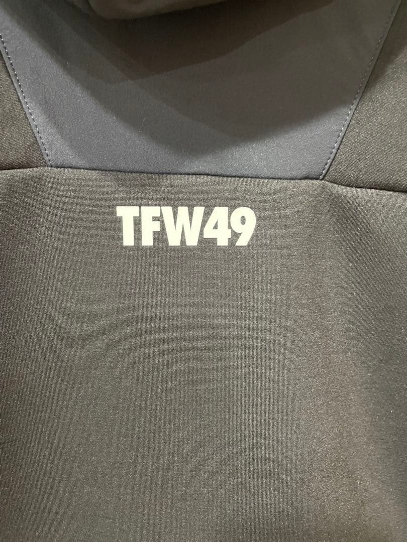 TFW49 CARDBOARD SHORT SLEEVE HOODIE サイズM