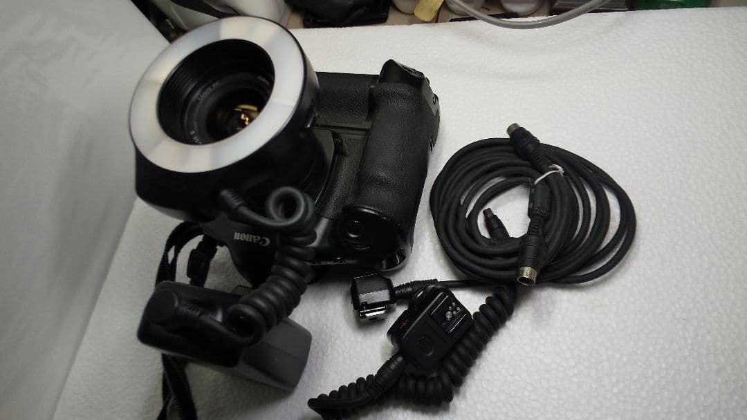 Canon EOS 1V フィルムカメラ、レンズ、ストロボ、三脚、他、セット