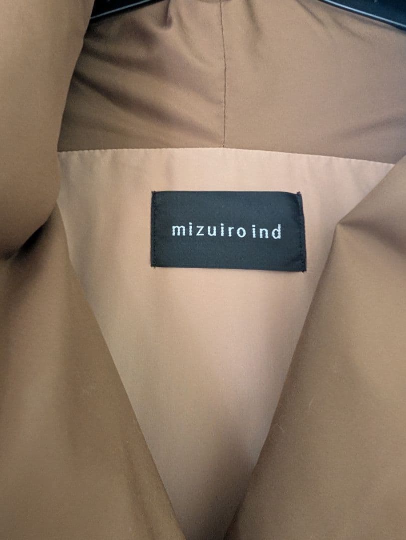 ミズイロンド　ダウンコート