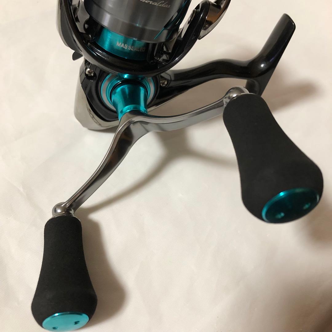 未使用　ダイワ　24 エメラルダス　X LT2500-DH ライン付き　リール