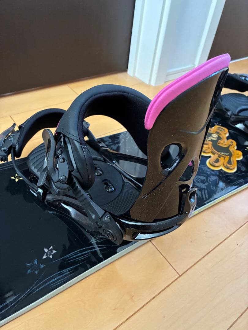 コスミックサーフ　スノーボード　floral 138cm ビンディングセット