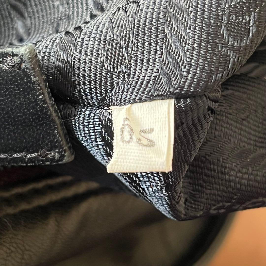 【希少】PRADA/ナッパレザー/トートバッグ/オールレザー/三角ロゴ/ラム