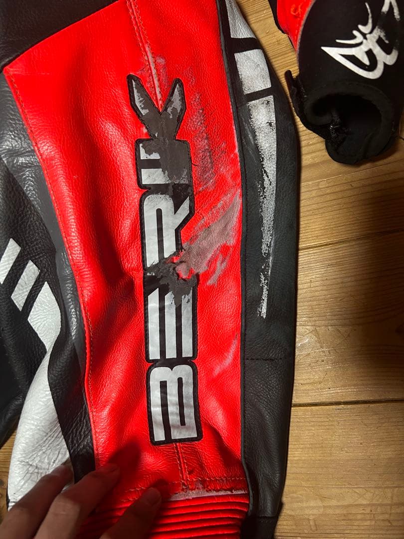 今日限り値下げ BERIK ベリック　レーシングツナギ　52サイズ