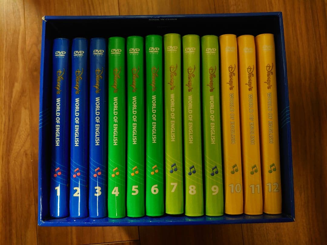 DWE シングアロング、プレイアロング、ストレートプレイ、PAのおもちゃ付