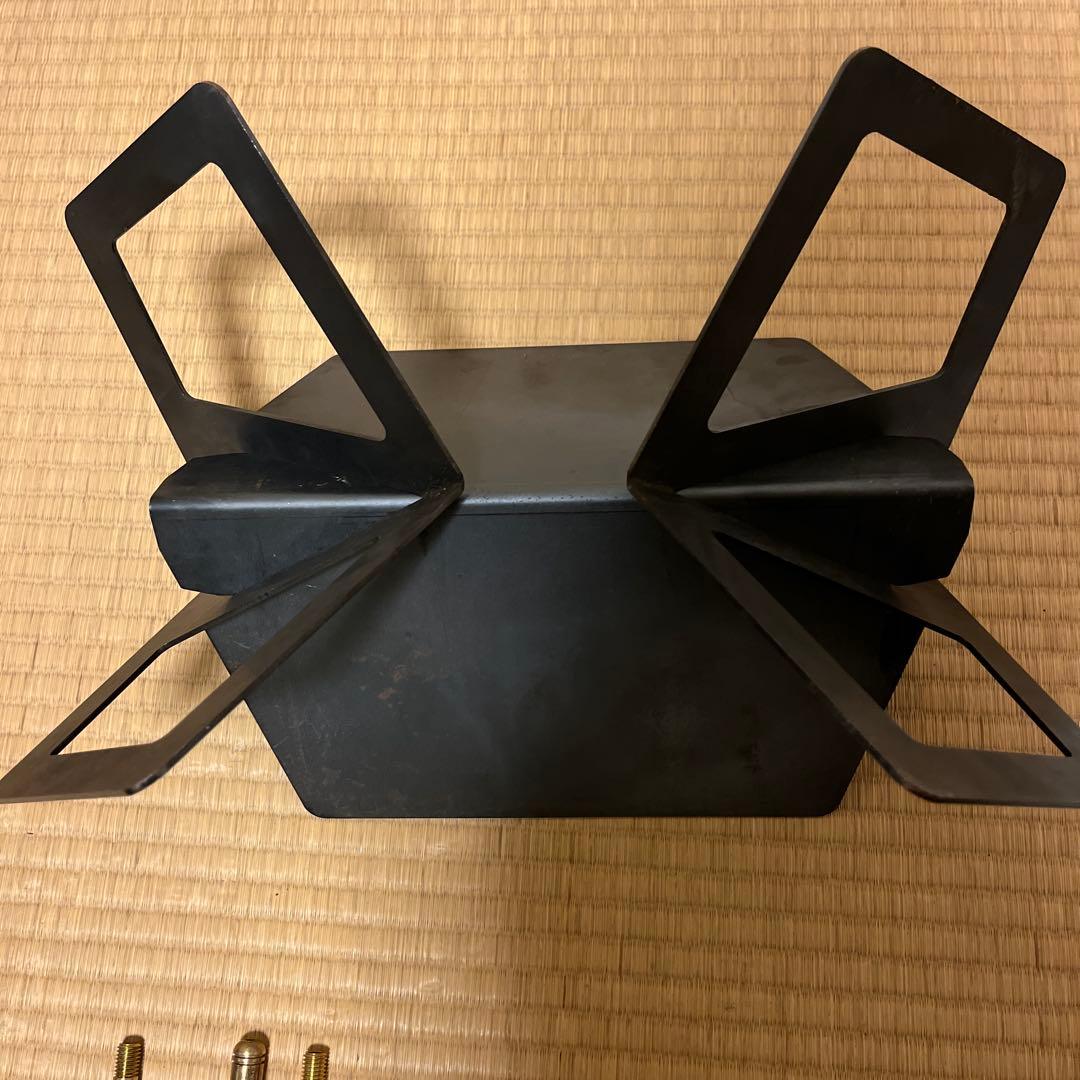 flames フレイムス　焚火台　ブラック