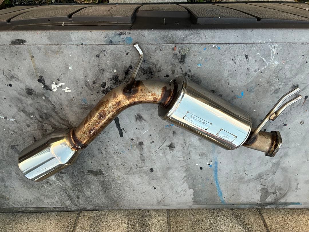 デリカ　D5 後期　エルフォード　レボルシオンマフラー　マフラー