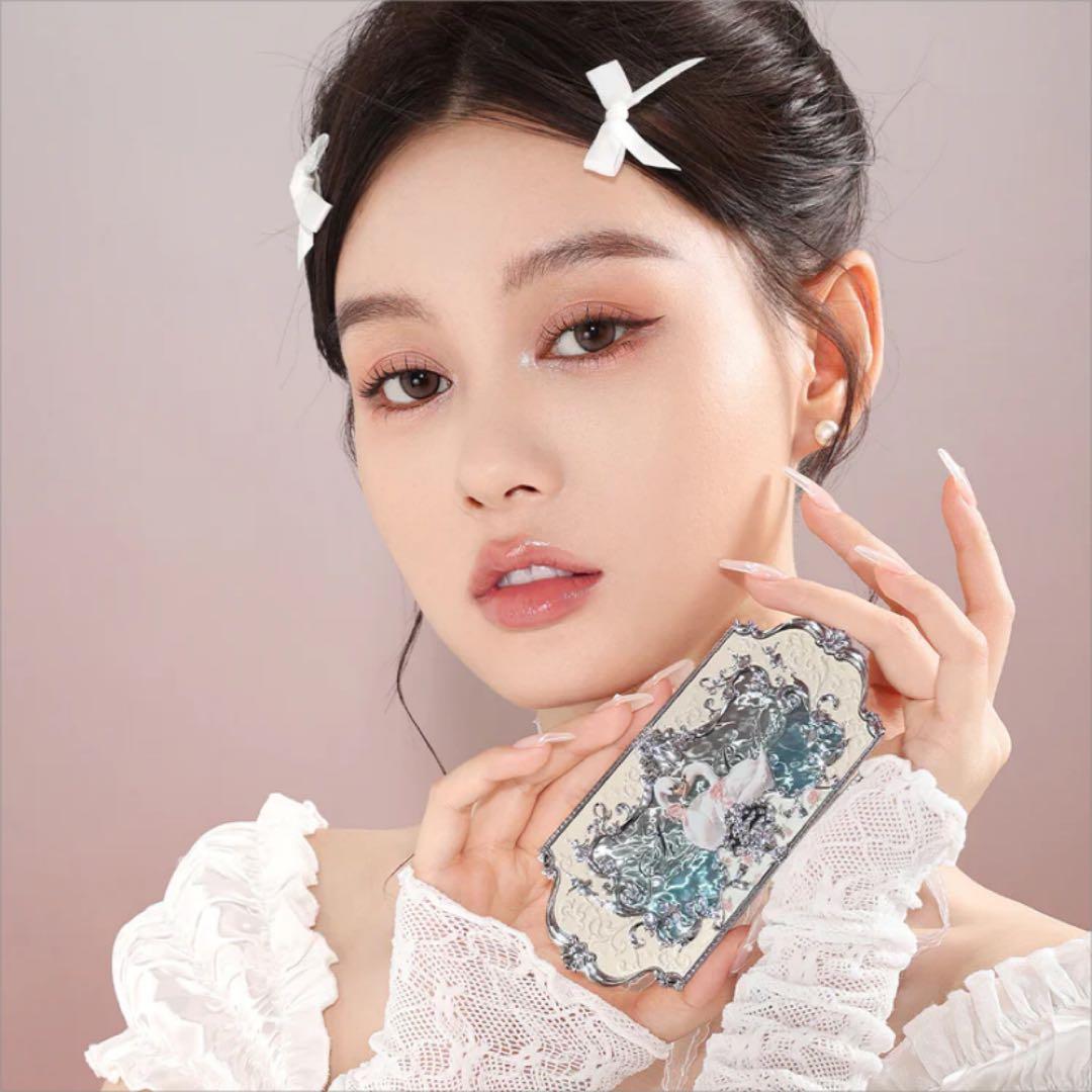 【新品3点セット】フラワーノーズ　スワンバレエ　アイシャドウパレット　未開封