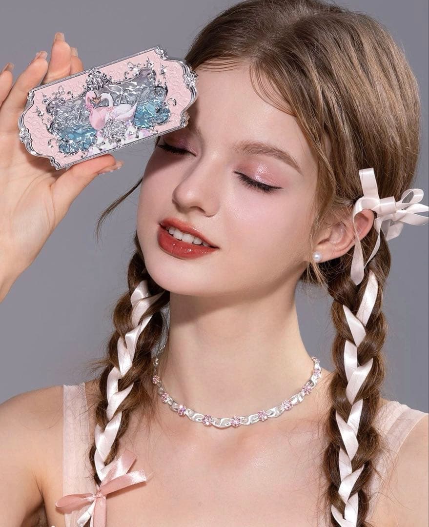 【新品3点セット】フラワーノーズ　スワンバレエ　アイシャドウパレット　未開封