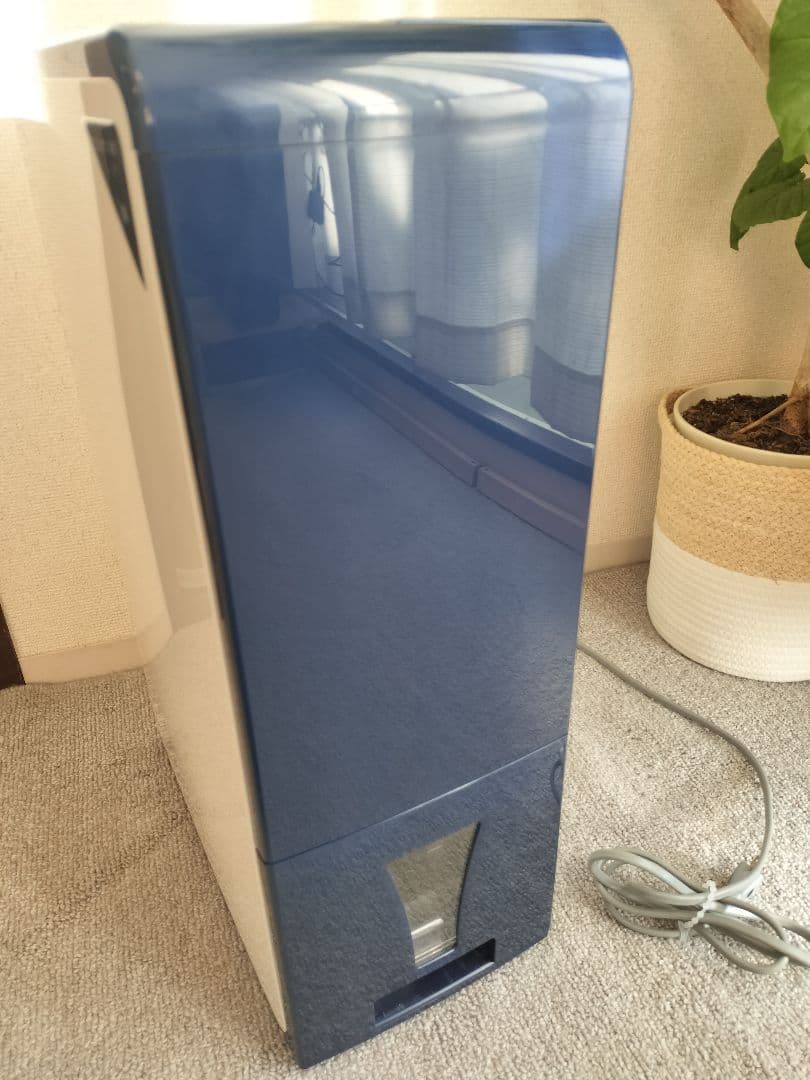 美品 コロナ CORONA 除湿機 衣類乾燥除湿機 CD-H10A