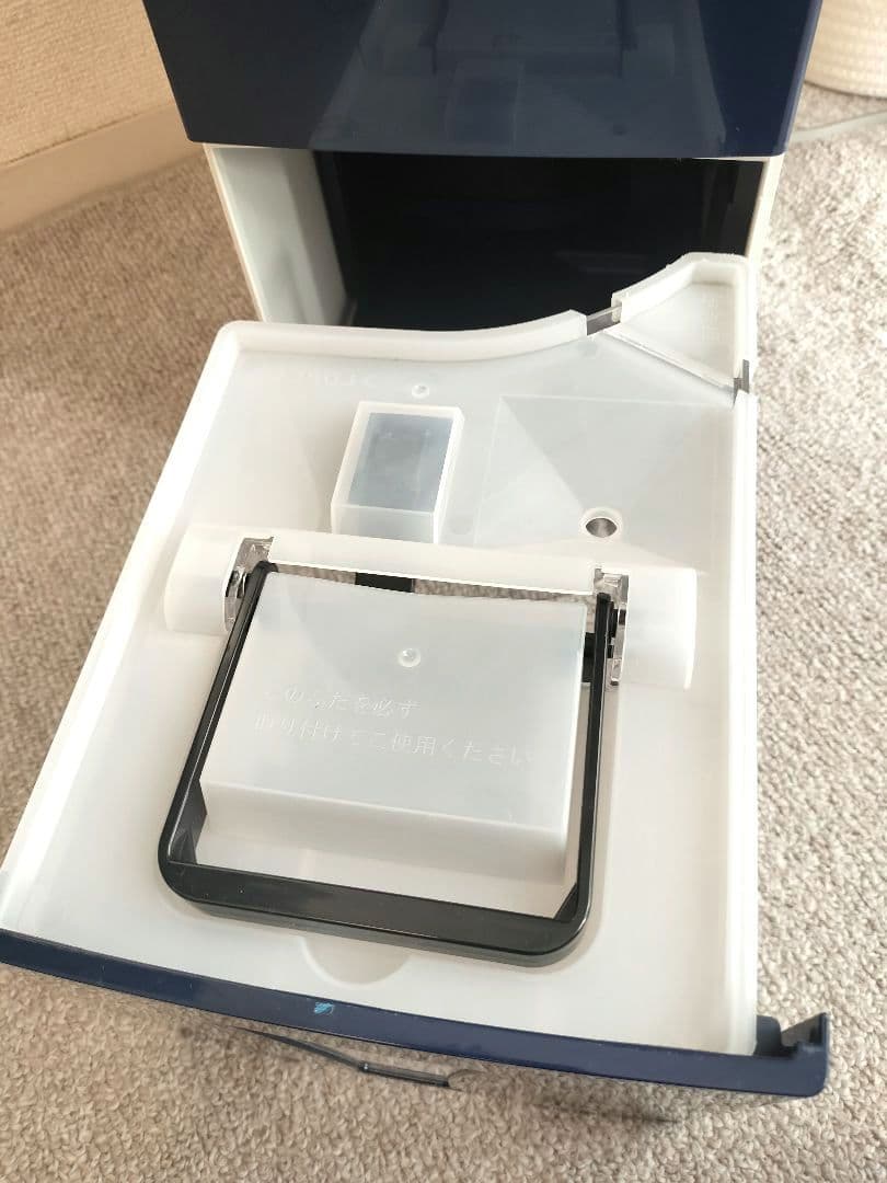 美品 コロナ CORONA 除湿機 衣類乾燥除湿機 CD-H10A