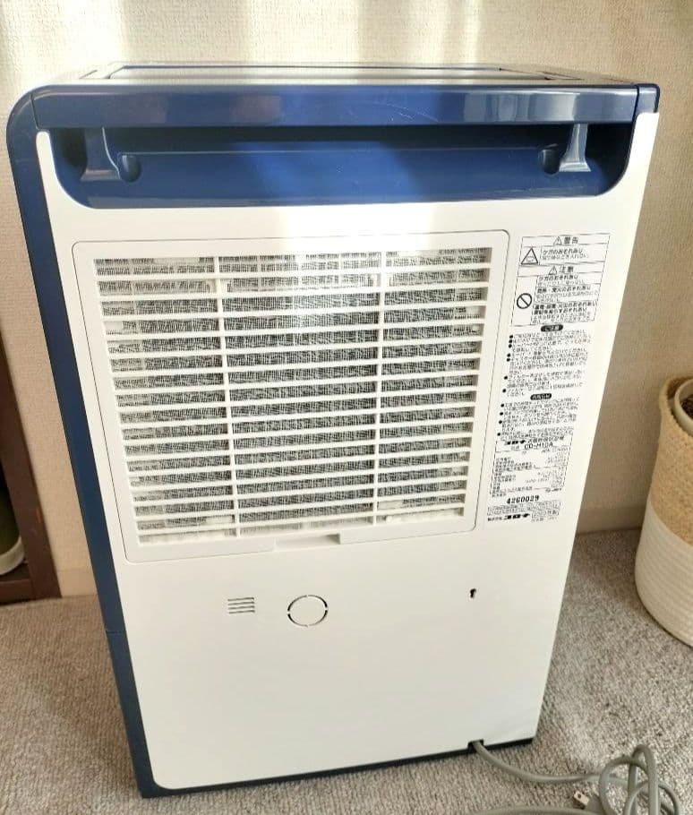 美品 コロナ CORONA 除湿機 衣類乾燥除湿機 CD-H10A