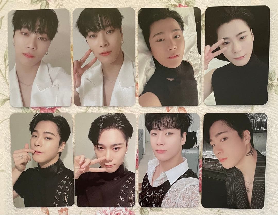 ムンビン IN-OUT 封入トレカ8枚