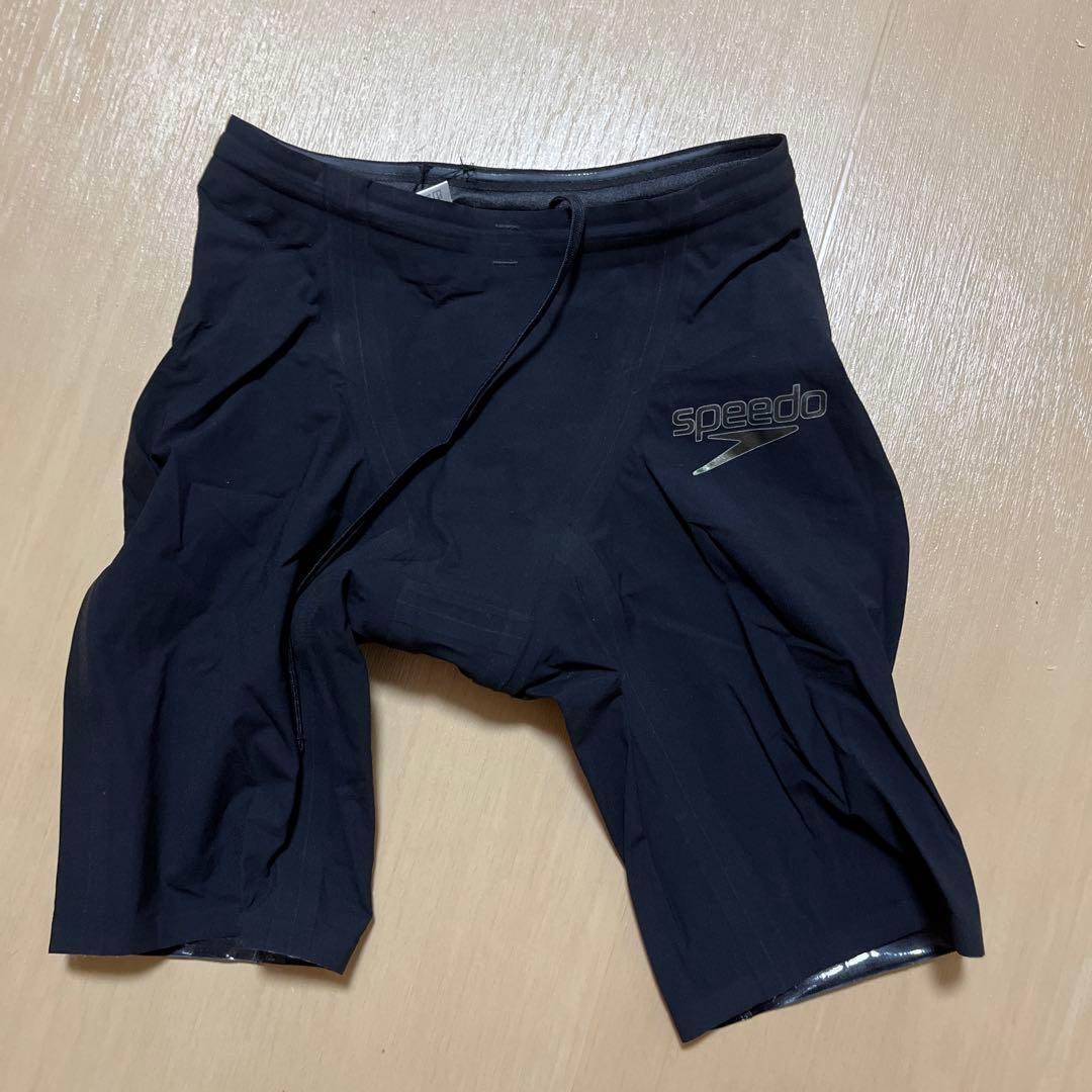 Speedo 黒 競泳水着