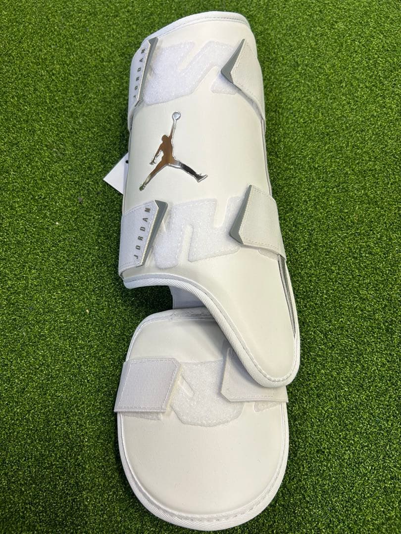 ジョーダン　エルボーガード　レッグガード