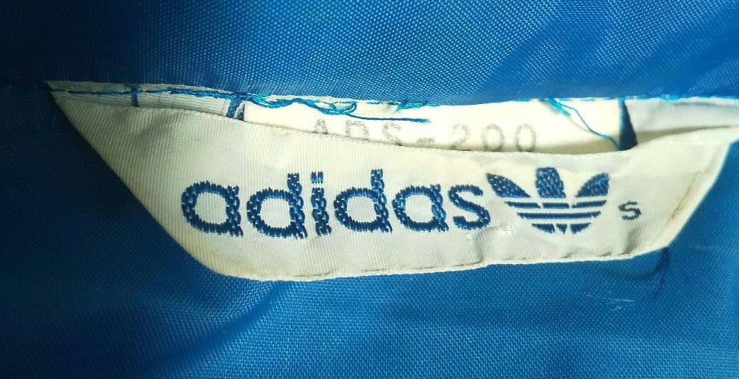 アディダス ヴィンテージ　ナイロン ジャケット Sサイズ