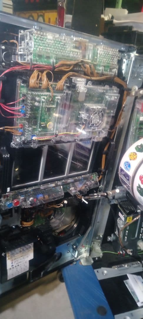 送料込　パチスロ　実機　大都技研　アメリカン番長　HEY 鏡 不要機　鍵付