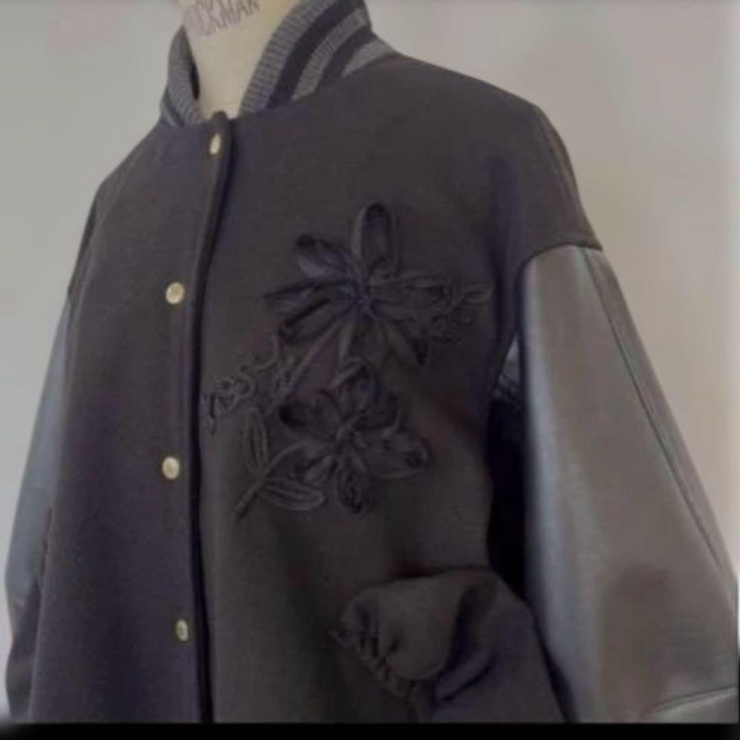【新品未使用】bouquet embroidery stadium jumper