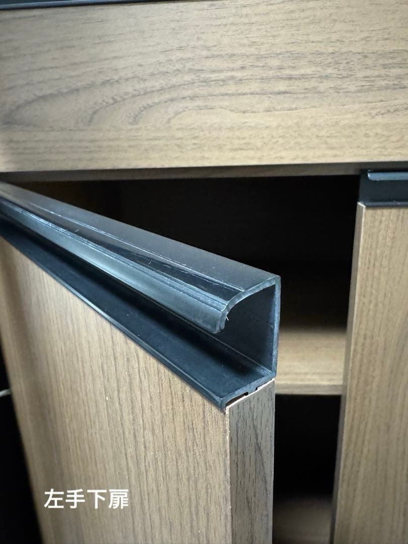 ニトリ　食器棚　ダークブラウン ガラス戸