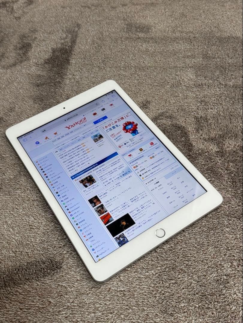 江*行様 iPad 第6世代 32GB シルバー Wi-Fi+Cellular
