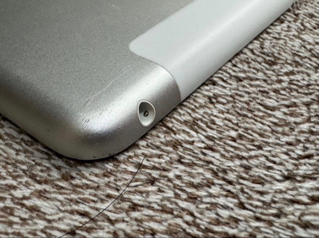 江*行様 iPad 第6世代 32GB シルバー Wi-Fi+Cellular