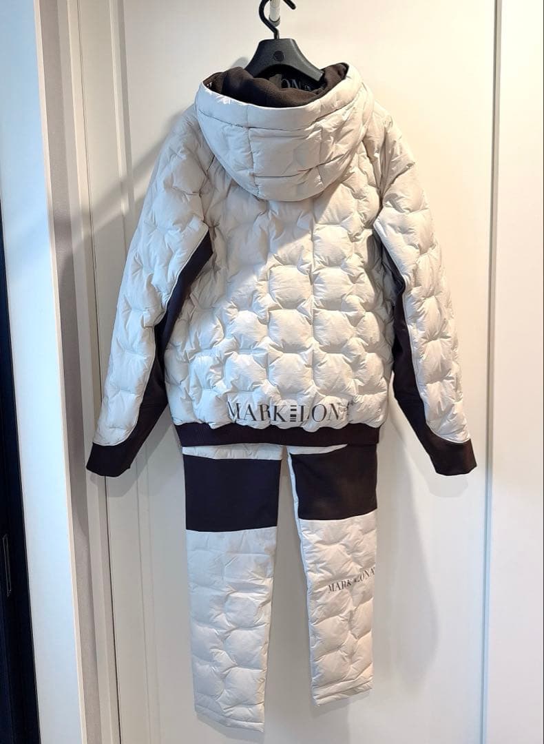 美品★ MARK&LONA セットアップ ダウンジャケット パンツ マーク&ロナ