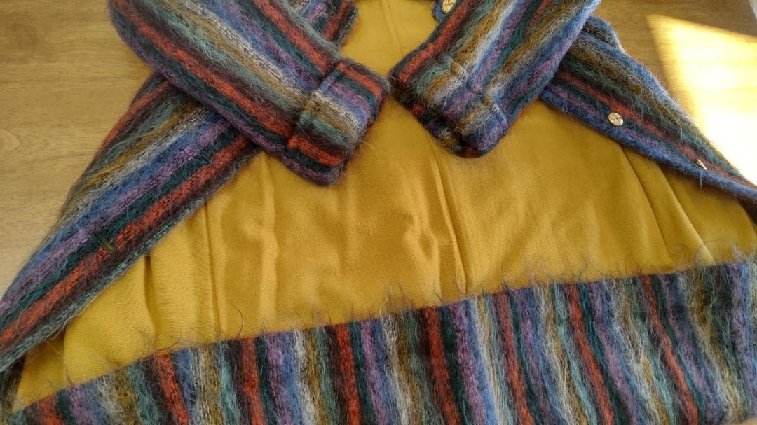 多色ストライプデザイン・ウールロングコート