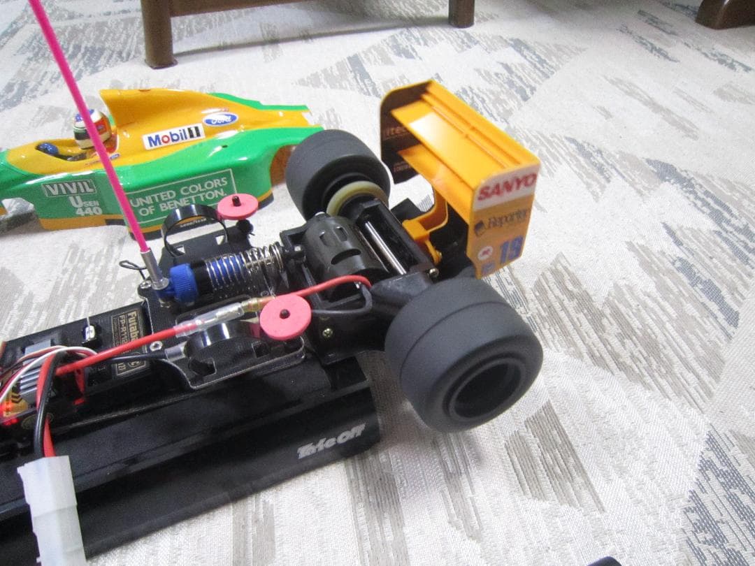 完全動作品 1/10 F1 ベネトン B192 ミハエル・シューマッハ F102