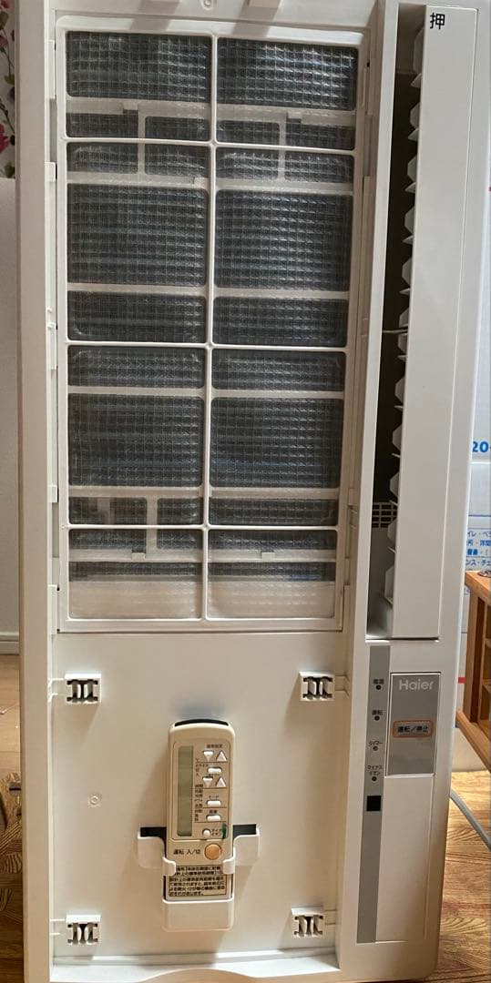【美品】 ハイアール HAIER 冷房専用 ウインドエアコン JA-16T
