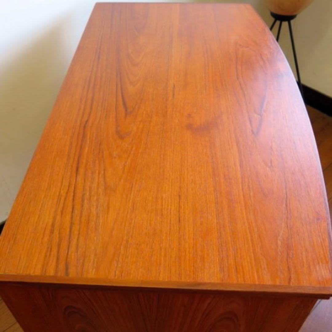 デンマーク　3段チェスト　北欧ヴィンテージ