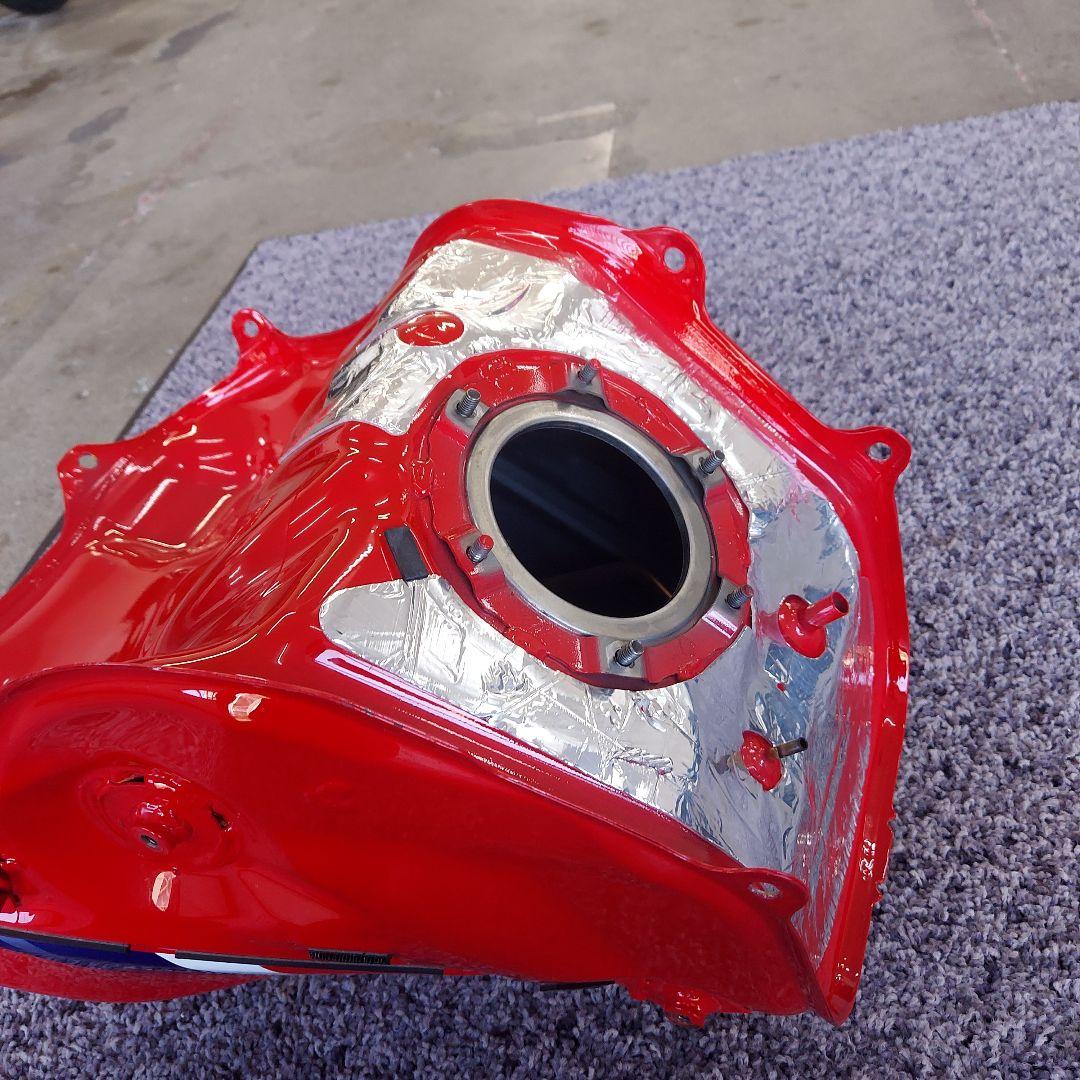 ＣＢＲ１０００ＲＲ－Ｒファイアーブレード純正ノーマルフューエルガソリンタンク