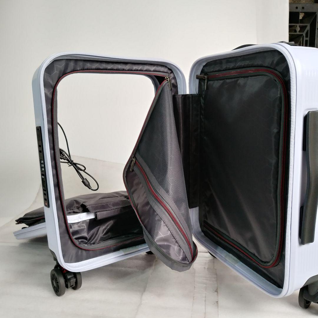 値下げ2-9　着脱式タイヤ　SSサイズ　フロントオープン　USB　カップホルダー