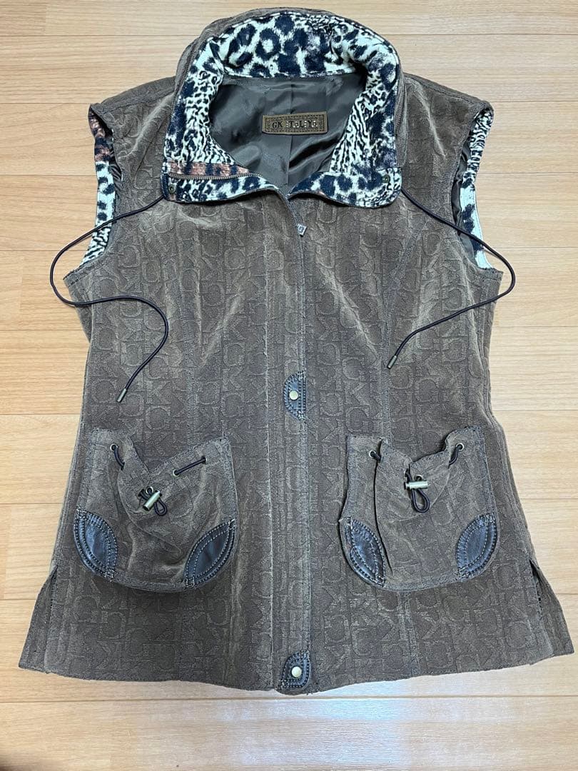 未使用　伊太利屋GKITALIYA ベストジャケット　茶×レオパード柄　おしゃれ