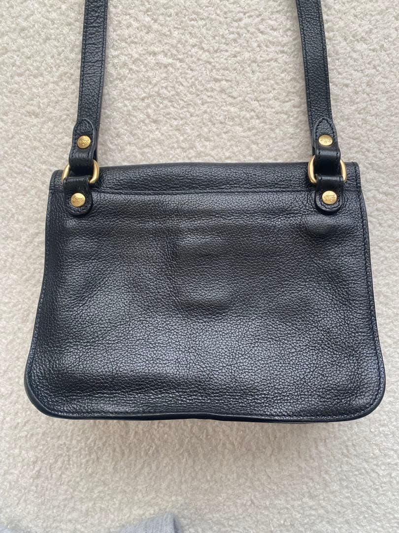 レザー ブラック クロスボディバッグ