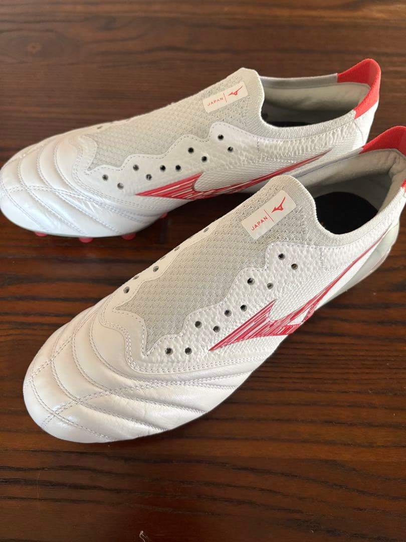 ミズノ　モレリアNEO 4β JAPAN 限定カラー　25cm