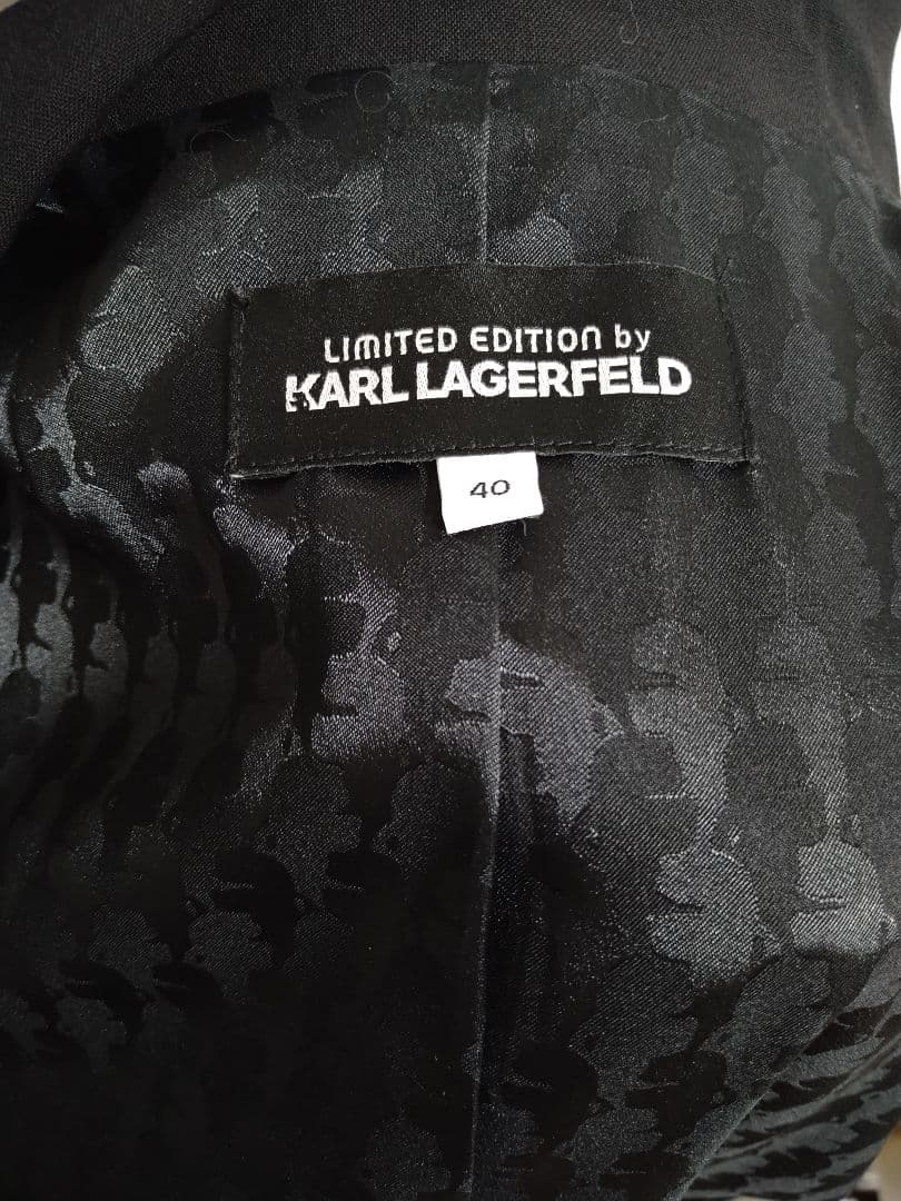 【LIMITED EDITION by KARL LAGERFELD】スーツ