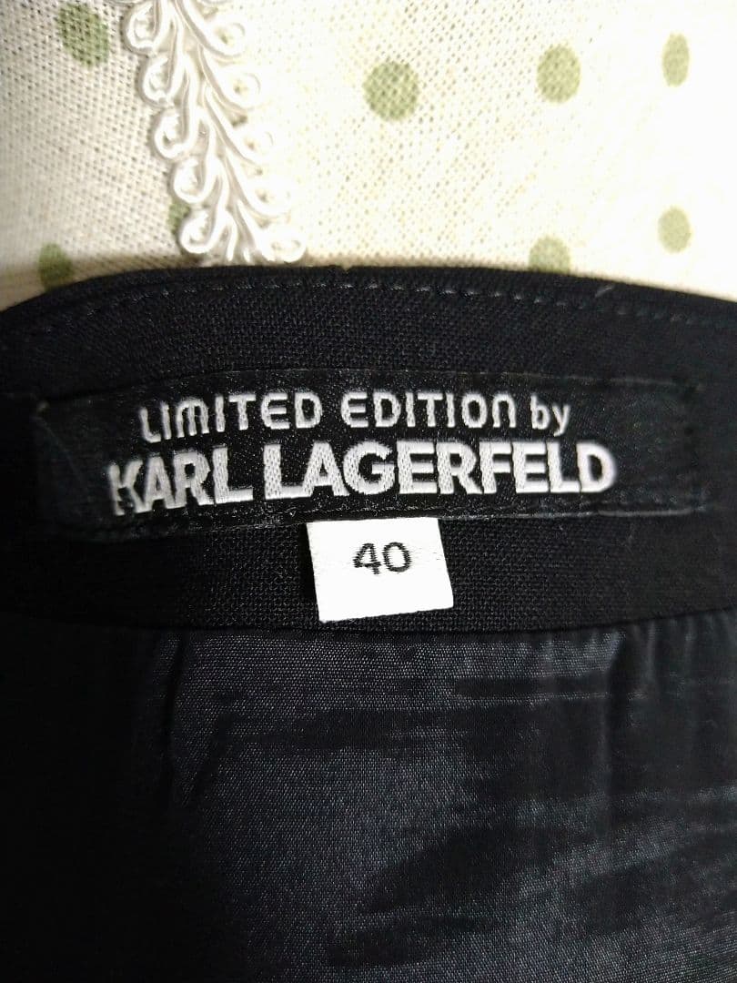 【LIMITED EDITION by KARL LAGERFELD】スーツ