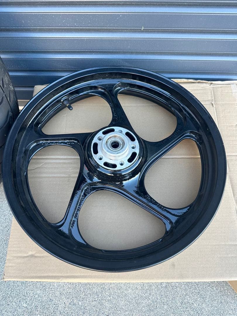 ゼファー1100 純正ホイールセット