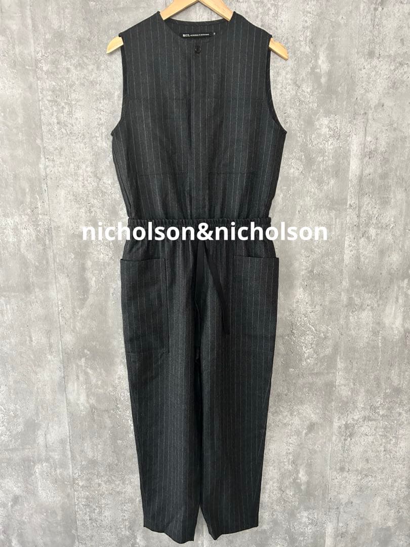 完売品 nicholson&nicholson ウールストライプオールインワン