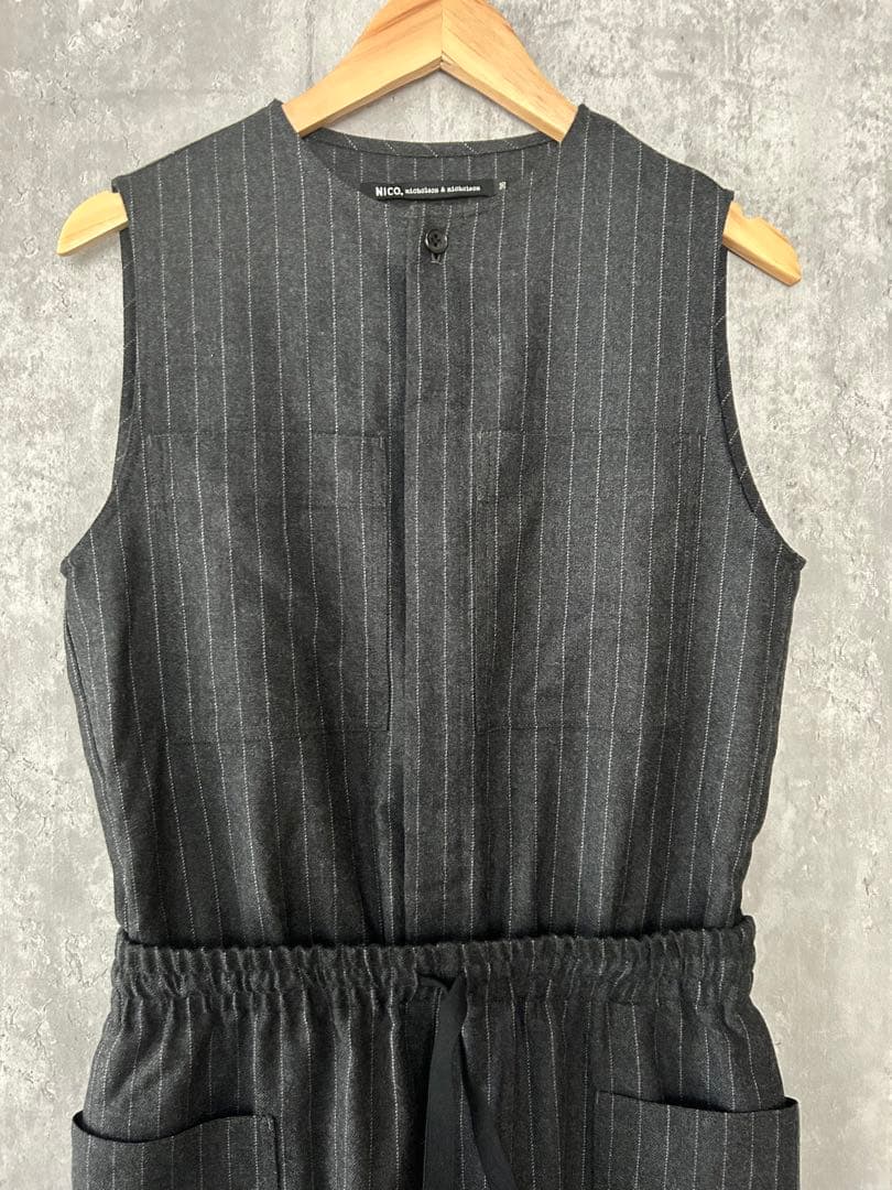 完売品 nicholson&nicholson ウールストライプオールインワン