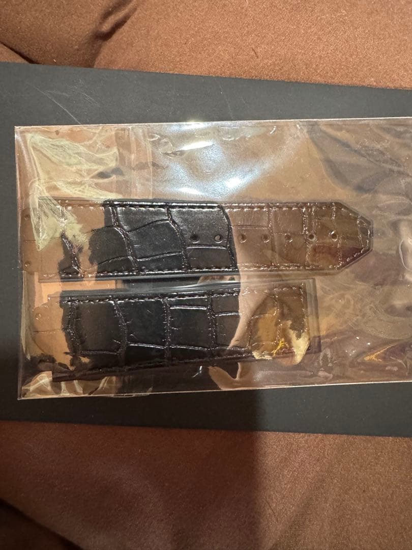 未使用　正規品　Hublot ブラックレザーベルト G501-30