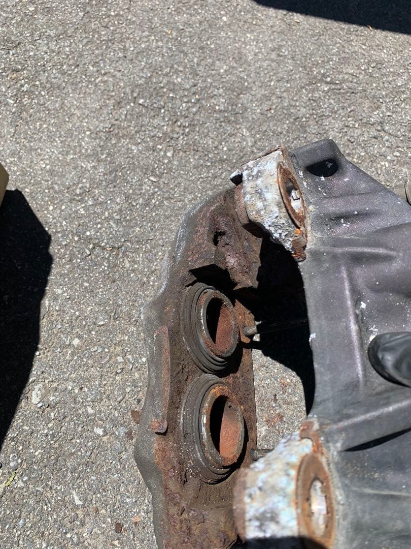 最終値引き！！80スープラフロントキャリパー左右セット