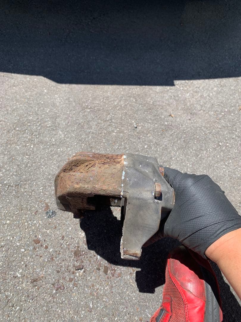 最終値引き！！80スープラフロントキャリパー左右セット