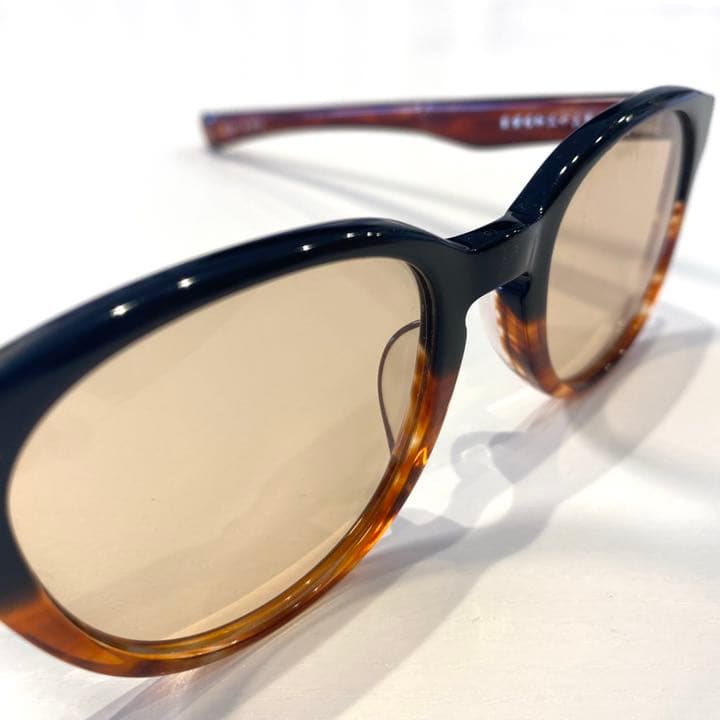 ［新品・未使用］金子眼鏡　べっ甲柄　サングラス