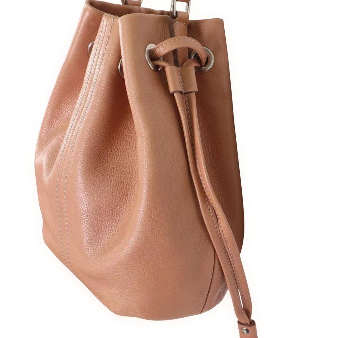 土屋鞄 クラルテ 巾着バッグ　ショルダー 牛革 上質レザー 斜め掛け　肩掛け