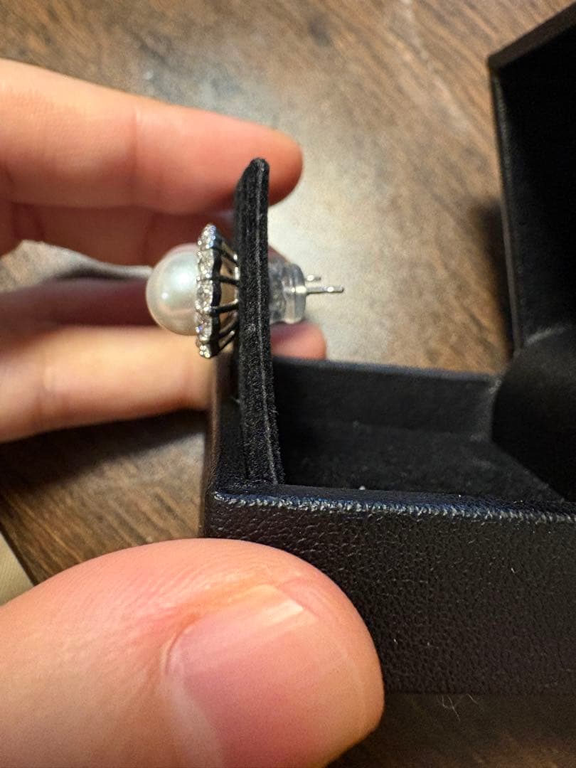 櫻井彩子さん　9mmアコヤ　キャサリン妃巻きPtピアス