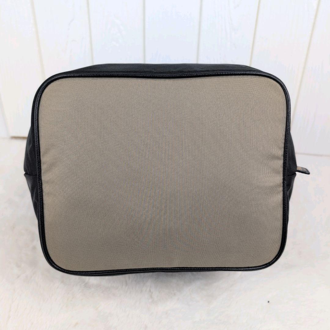 極美品✨️FURLA PIUMA L TOTE BAG A4収納 2way